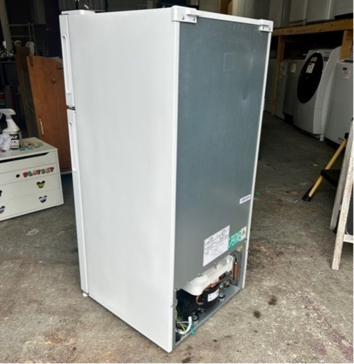 札幌市内配送可 美品 23年製 MAXZEN マクスゼン 112L 小型2ドア冷凍冷蔵庫 JR112ML01WH