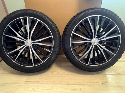 【取引中】スタッドレス 18インチ PCD114.3×5穴 7J+53