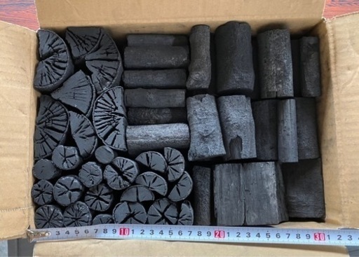 ▼樫炭　茶道用「炉」〈タ〉