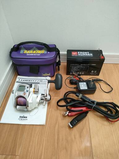 最終掲載、値下げです。電動リールとバッテリー他