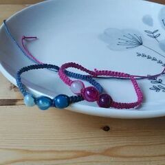 天然石のマクラメブレスレット2個セットの画像