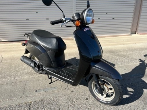 ☆トゥデイ低燃費4ストモデル☆外装カウル一式・タイヤ・フォークブーツなどなど新品交換^_^イロイロ整備で快調です☆50cc原付スクーター☆