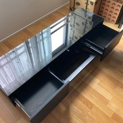 テレビ台の画像