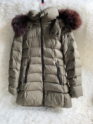 タトラス　レディースダウンコート
