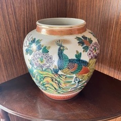 九谷焼　松園　壺　花瓶　骨董品　孔雀　クジャク　置物　飾り　ツボ