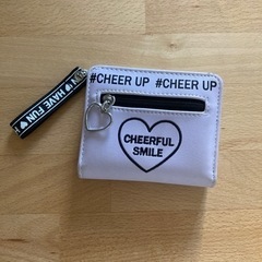 女の子用　二つ折り財布