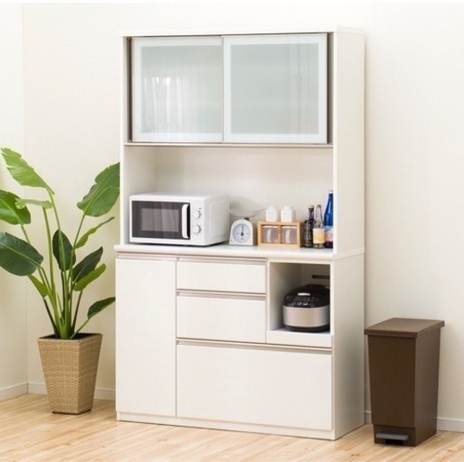 ニトリ　アルミナ2  食器棚