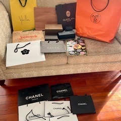 ［値下げしました❗️］ブランドショップバック&箱