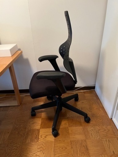 KEILHAUER 人間工学に基づいたチェア