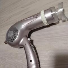 ヘアドライヤー（マイナスイオン機能付）の画像