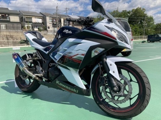 カワサキ　ニンジャ250 SE EX250L ABS付き