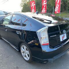 【金利０円・自社ローン】プリウス Sツーリング　エアロ付【他社でローンを断られた方も大歓迎!!】車検２年付渡し管理番号02211の画像