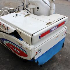 イセキ コンバイン HV211GR 2条刈 11馬力 オーガ手動【簡易清掃済】【農機具でっく】【福岡】【コンバイン】の画像