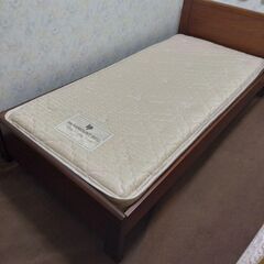 【美品】パラマウントベッド　マットレス　縦191、横91、高さ14cm