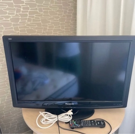 パナソニック　32型テレビ