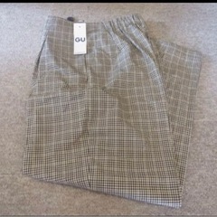 GU　タックコクーンシルエットパンツの画像