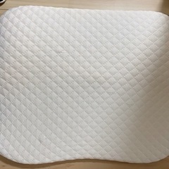 ニトリ　肩・首・背中も支える枕の画像