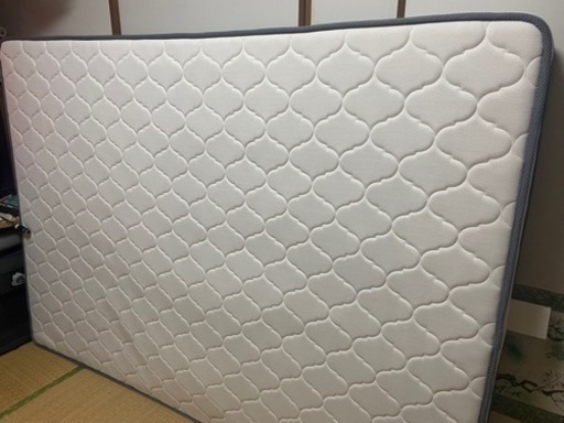 ダブルベットのマットレス✨️お値引中！！