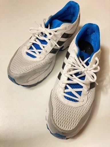 adidas ランニングシューズ