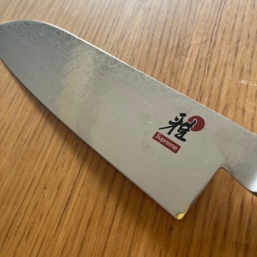 supremeコラボ ZWILLING　三徳包丁　雅 コラボの三徳包丁