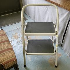 折り畳み　踏台　脚立