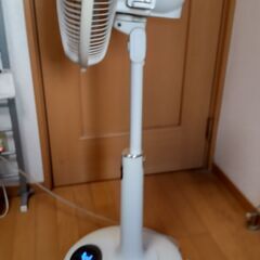 東芝ＡＣ扇風機　Ｆ－ＬＮ１０　2011年製　ハイポジション全高796～1102mmの画像