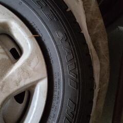 スタッドレス155/80R13 ＋ 鉄チン マルチ穴 ＋ ホイールカバー  ４本 18年物（笑） 山ありの画像