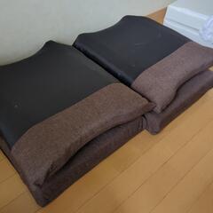 リクライニング座椅子二組セットの画像
