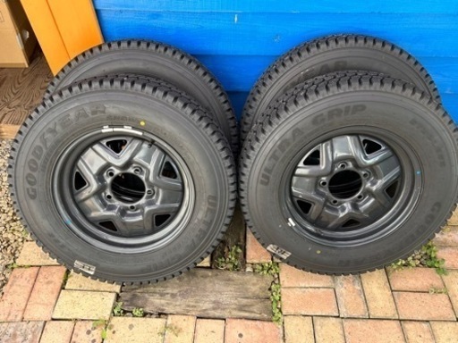 jb23 ジムニー　スタッドレスタイヤ