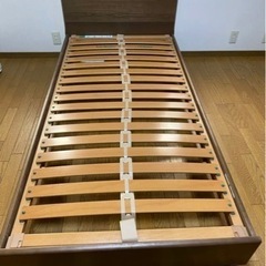 カリモク　シングルベッド