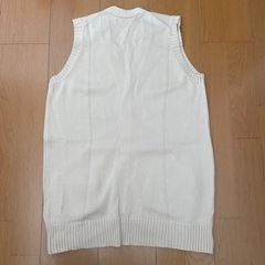 EASTBOY ニットベストの画像