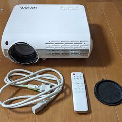 フルHD画質プロジェクター