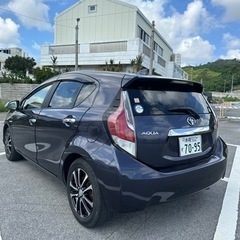 🉐ワンオーナー ディーラー整備 HV交換済み 安心アクア🉐の画像