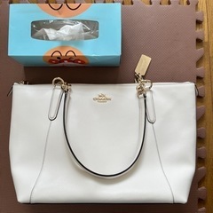 新品　コーチ　バッグ　白の画像