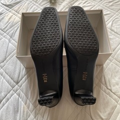 Hush Puppies パンプスの画像