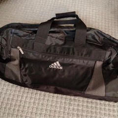 adidas アディダス　ボストンバッグ　黒