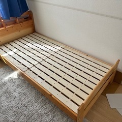 シングルベット　激安　メルカリでは9,000円検討中
