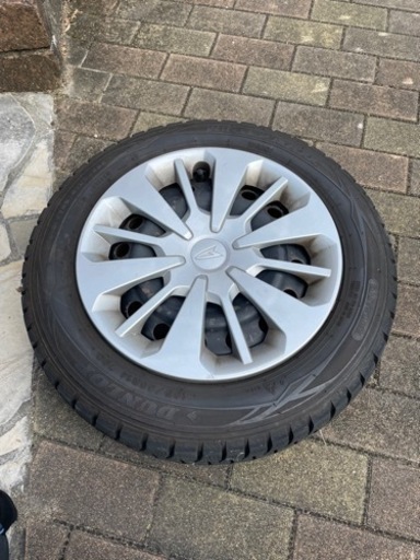 スタッドレスタイヤ