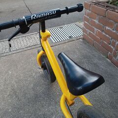 幼児用二輪車（ペダル無し）の画像