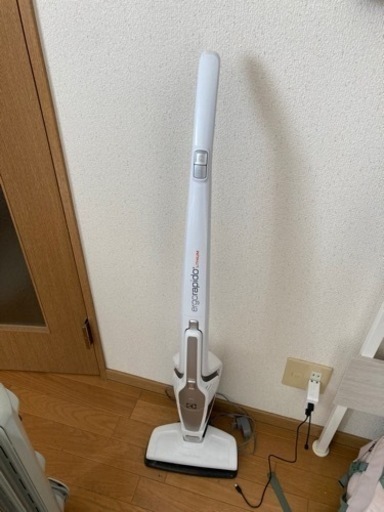 ハンディクリーナー　ergorapido