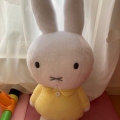 ミッフィー　ぬいぐるみ　45センチ