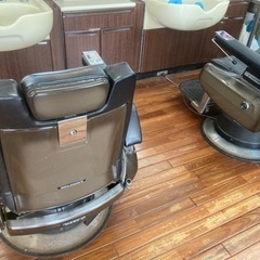 理容室　タカラ理容椅子2台＆シャンプーボール2セット