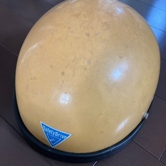 ヘルメット　黄色