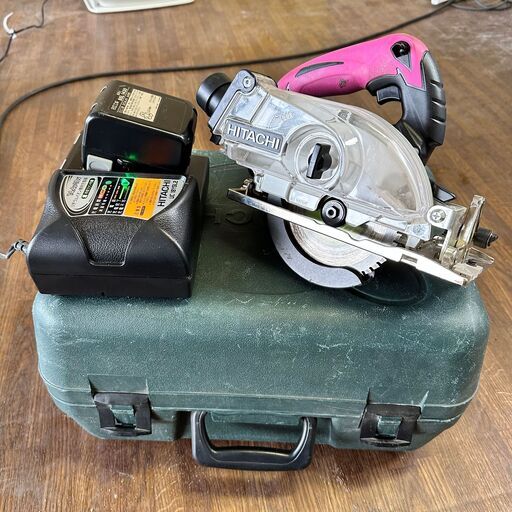 23T457_ジ4 日立工機 14.4V 125mmコードレス集じん丸ノコ C14DYSL2 バッテリー×2個 BSL1430 急速充電器 18YSL2 充電式 大工道具 札幌発