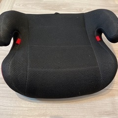 ジュニアシート　チャイルドシート