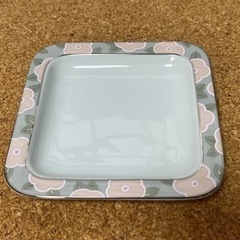 【お値下げ】　
TAIHOH タイホー　小皿　5枚セットの画像