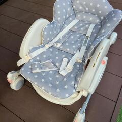 アップリカ　ハイローチェア　手動の画像