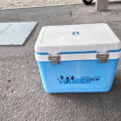 クーラーボックス