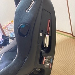 コンビ チャイルドシート