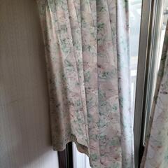 カーテン　花柄　色褪・使用感ありの画像